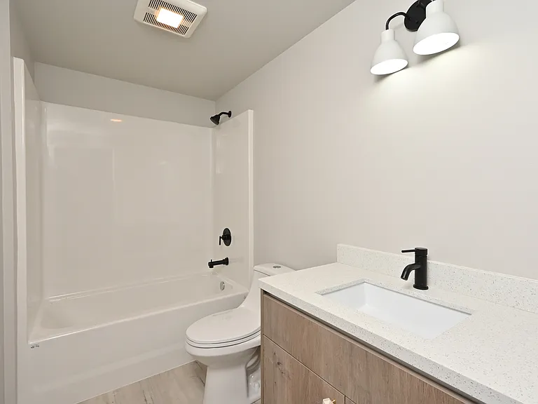 Clara Apartments — Photo 67