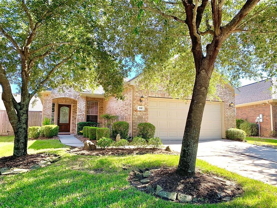 1st image of 2317 Messina Dr