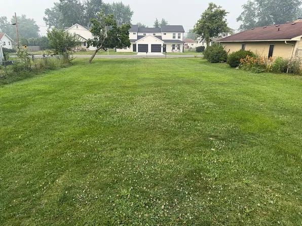 3718 Wentworth Dr, Fort Wayne, IN 46806