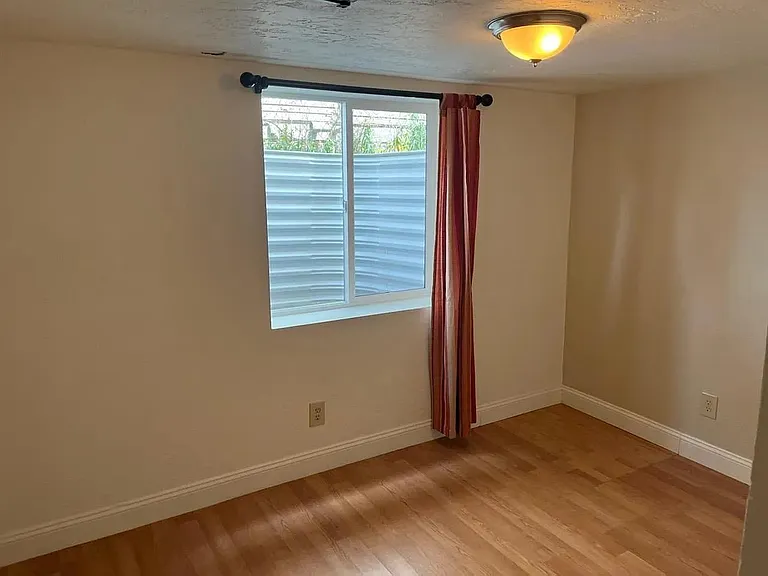 808 E Ermina Ave — Photo 14