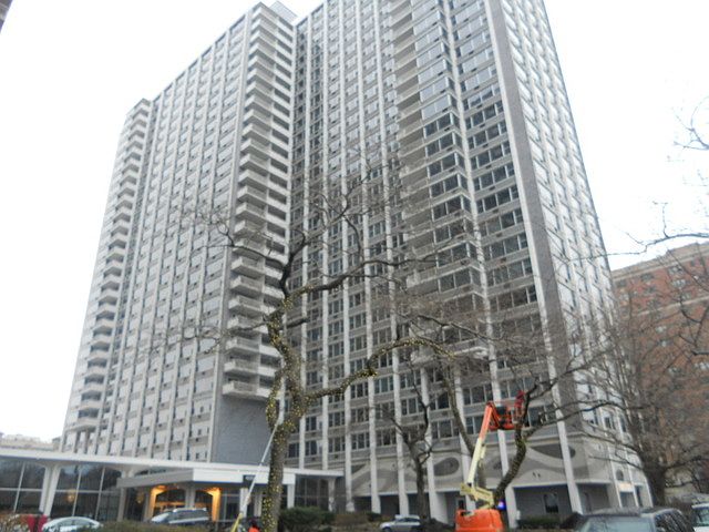 1st image of 4250 N Marine Dr APT 1805