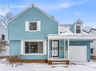 19518 Shakerwood Rd, Warrensville Heights, OH 44122