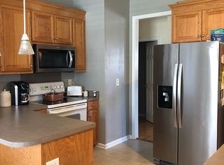 109 Pine Bluff Ct, Mount Holly, NC 28120