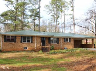203 Giles Rd, Winder, GA 30680