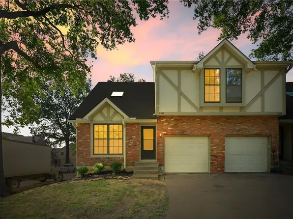 8556 Wedd St, Overland Park, KS 66212