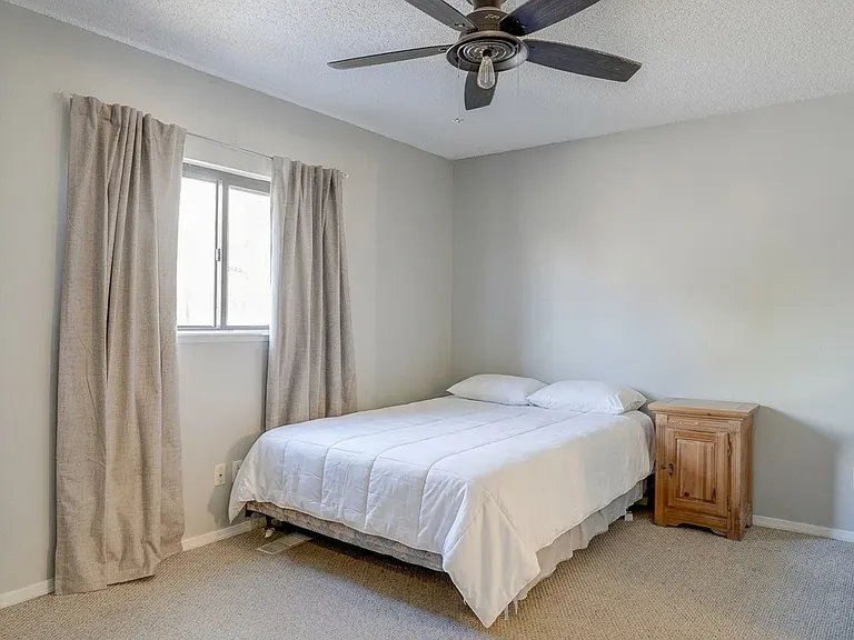 6435 Chantilly Pl — Photo 36