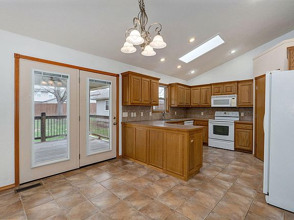5th image of 3547 W Cole Street