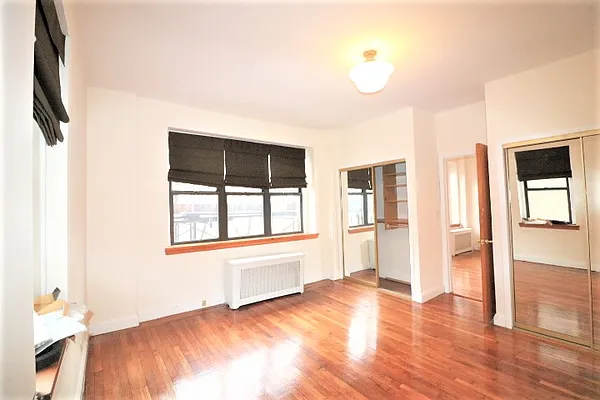 Rented by Oxford Property Group | media 8