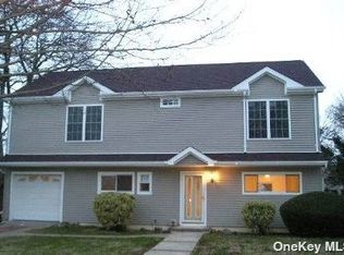 2617 Hewlett Ave, Merrick, NY 11566