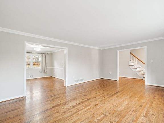 3rd image of 1200 Forestwood Dr