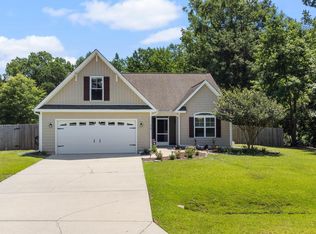216 Blue Creek Farms Dr, Jacksonville, NC 28540