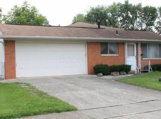 5230 Hacket Dr, Columbus, OH 43232