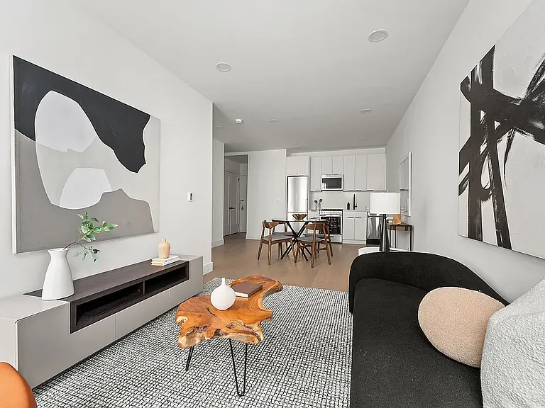 291 7th Ave #2FF — Photo 3