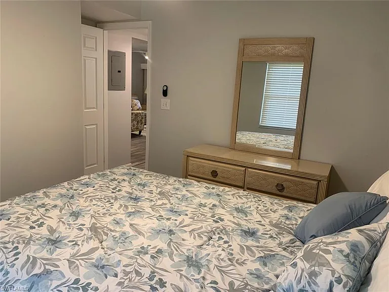 8715 Charter Club Cir #4 — Photo 11