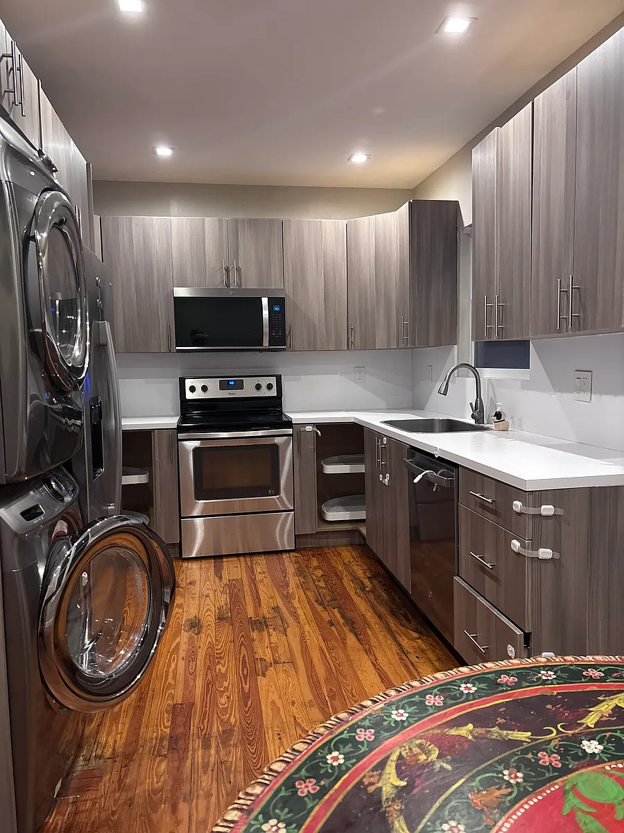 Building Photo - 331 Braddock Ave #2
