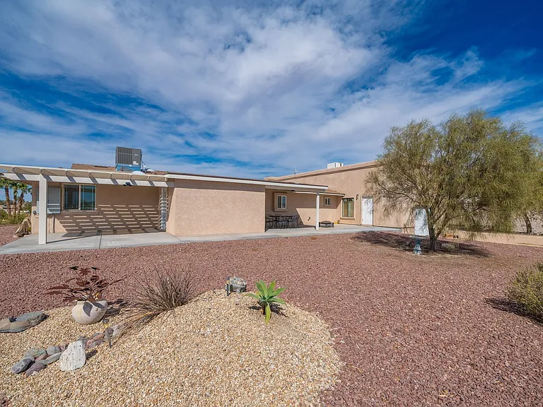 3910 Coral Reef Dr — Photo 44