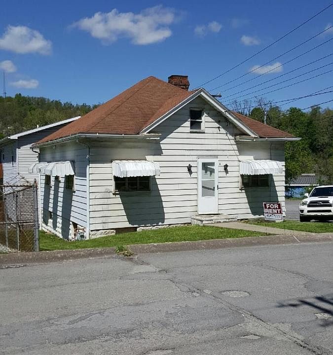1st image of 473 Boyers Ave APT A