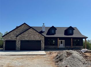 108 Hickory Heits Ct, Moscow Mills, MO 63362