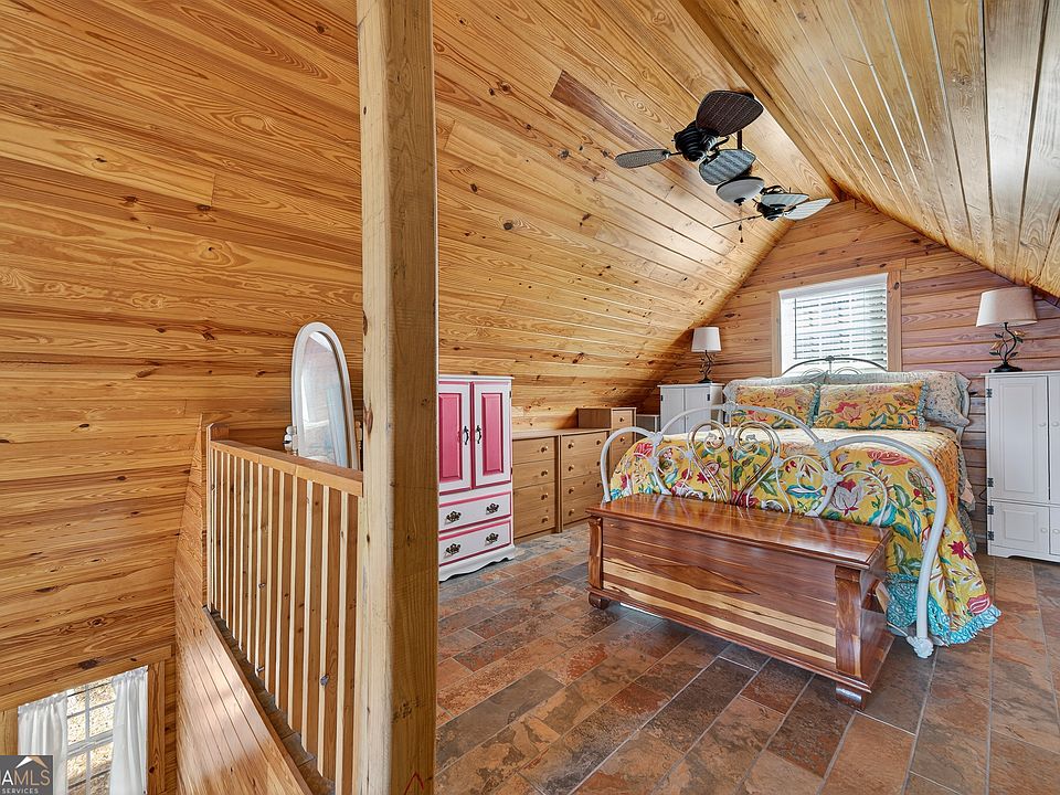 25th image of this home