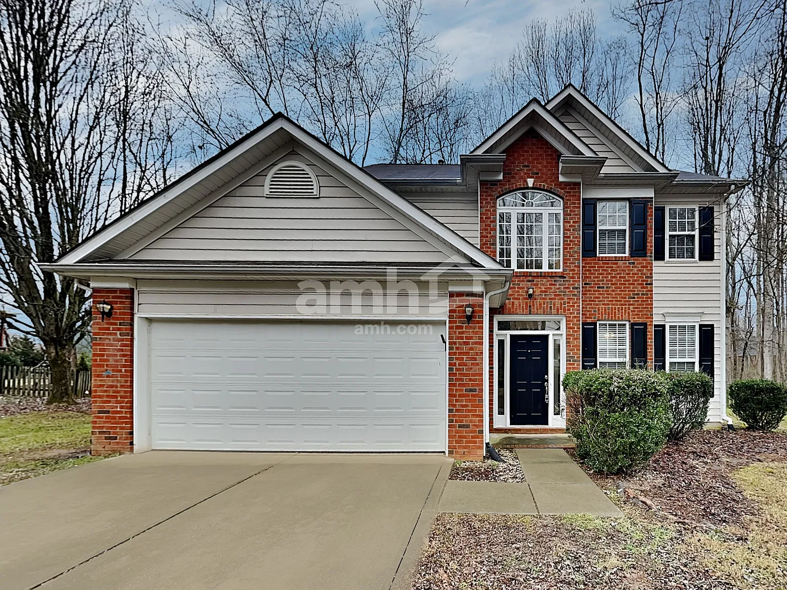 3 bed, 2.5 bath, 1470 sqft, $2,025 — Photo 1