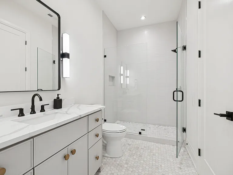 1323 Harding Pl — Photo 25