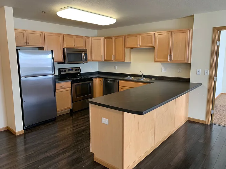 West Lake II Apartments — Photo 70