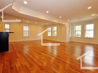 77 Browne St #1, Brookline, MA 02446