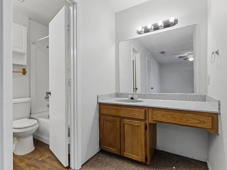 4920 Brianhill Dr #B — Photo 12