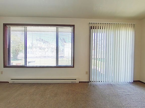 2nd image of 2525-2527 NW Grant Ave