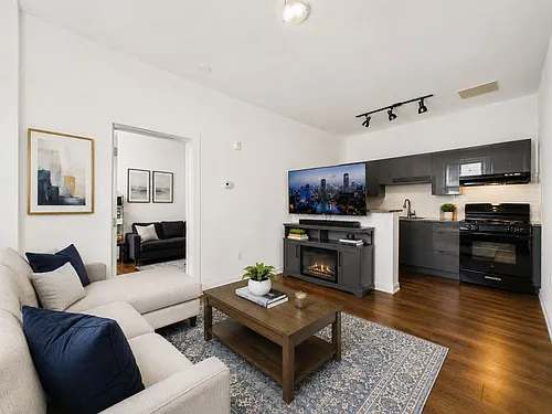 2600 E Somerset St Photo 1 2600 E Somerset St Photo 1