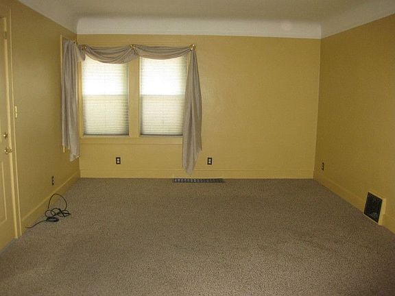 2nd image of 1405 Smith St