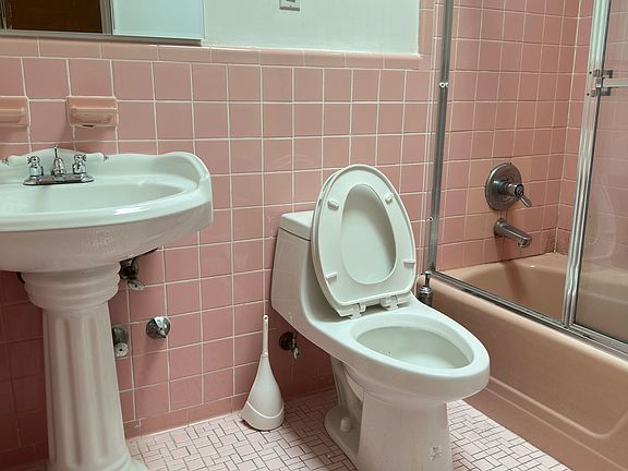 3rd image of 70-41 153rd St Floor 3