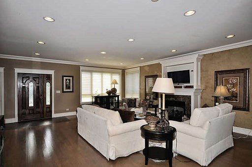 5th image of 9644 N Keeler Ave
