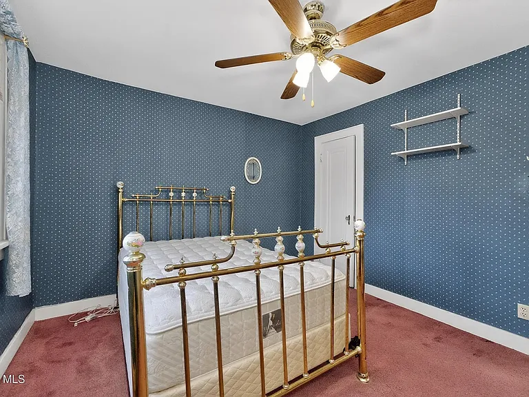 1450 Baker Ave — Photo 17