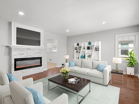 3rd image of 8716 S 50th Ave