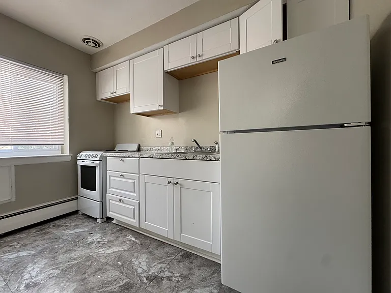 259B Oakville Ave #B-63 — Photo 4