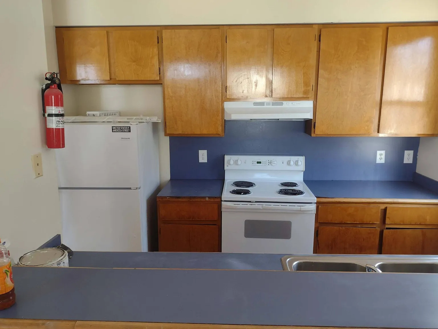 3 bed, 1200 sqft, $2,600 — Photo 3