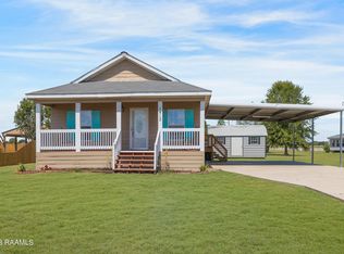 1413 Oakview Dr, New Iberia, LA 70563