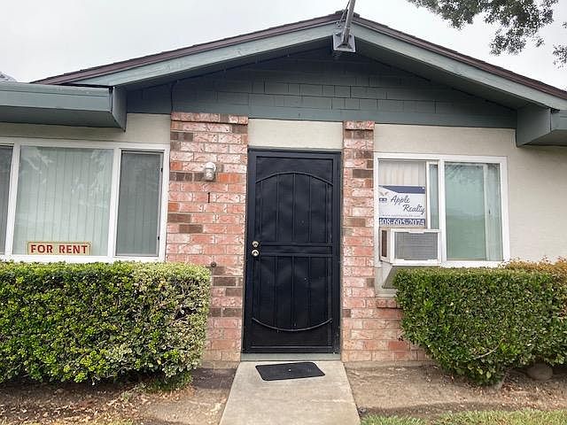 1st image of 5577 Spinnaker Dr