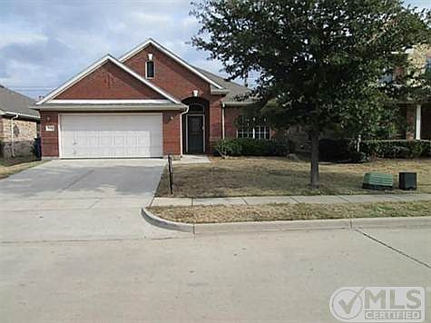 1st image of 2824 Quietwater Dr