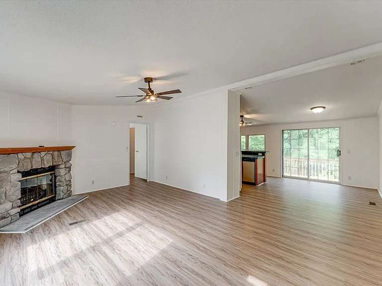 10708 Canyon Cir — Photo 2