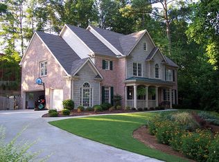 275 Dogwood Walk Ln, Norcross, GA 30071
