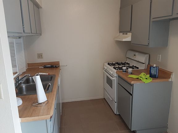 5th image of 11624 Marsh McCall Way APT C