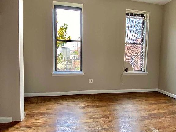 5th image of 433 E 80th St #627