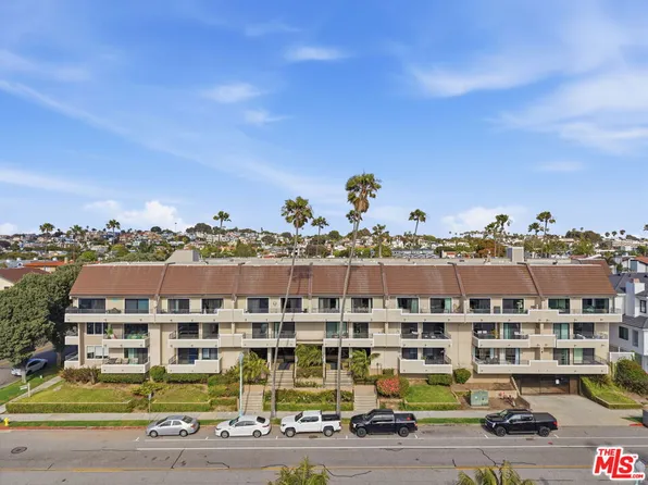 700 Esplanade APT 30, Redondo Beach, CA 90277