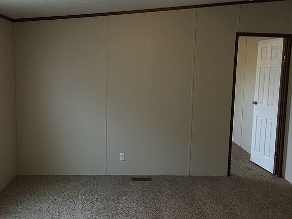 5th image of 1514 Fernlake Dr