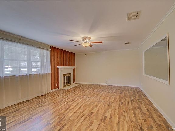 5th image of 4521 Gilbert Dr