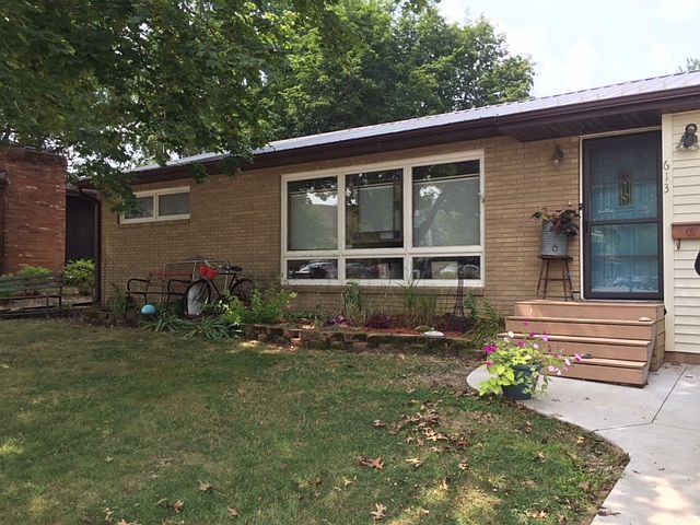 1st image of 613 N 12th St