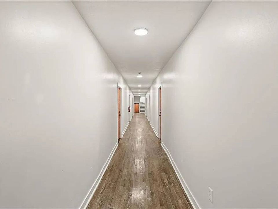 1st image of 622 Hardesty Ave #10