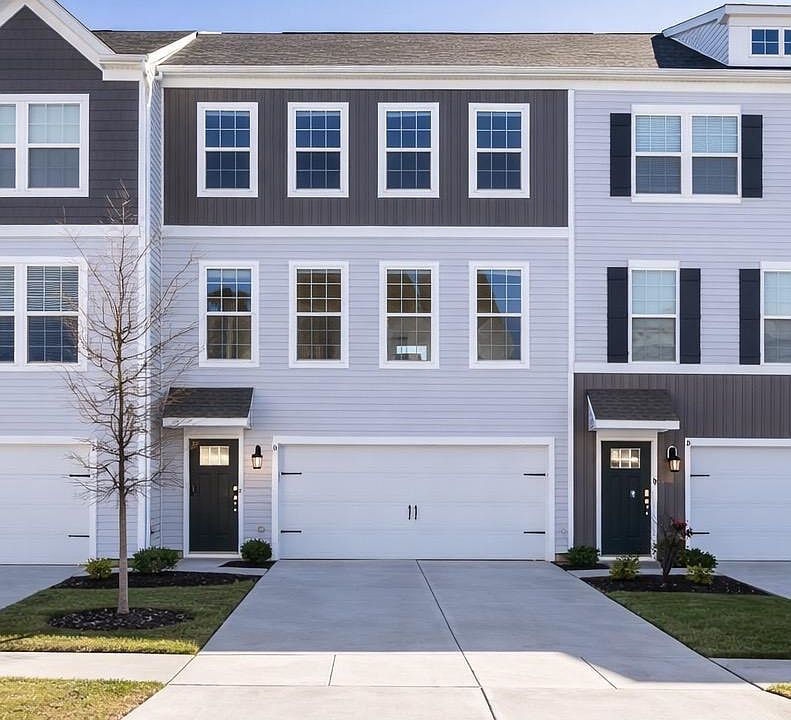 1st image of 18 Foundry Blvd